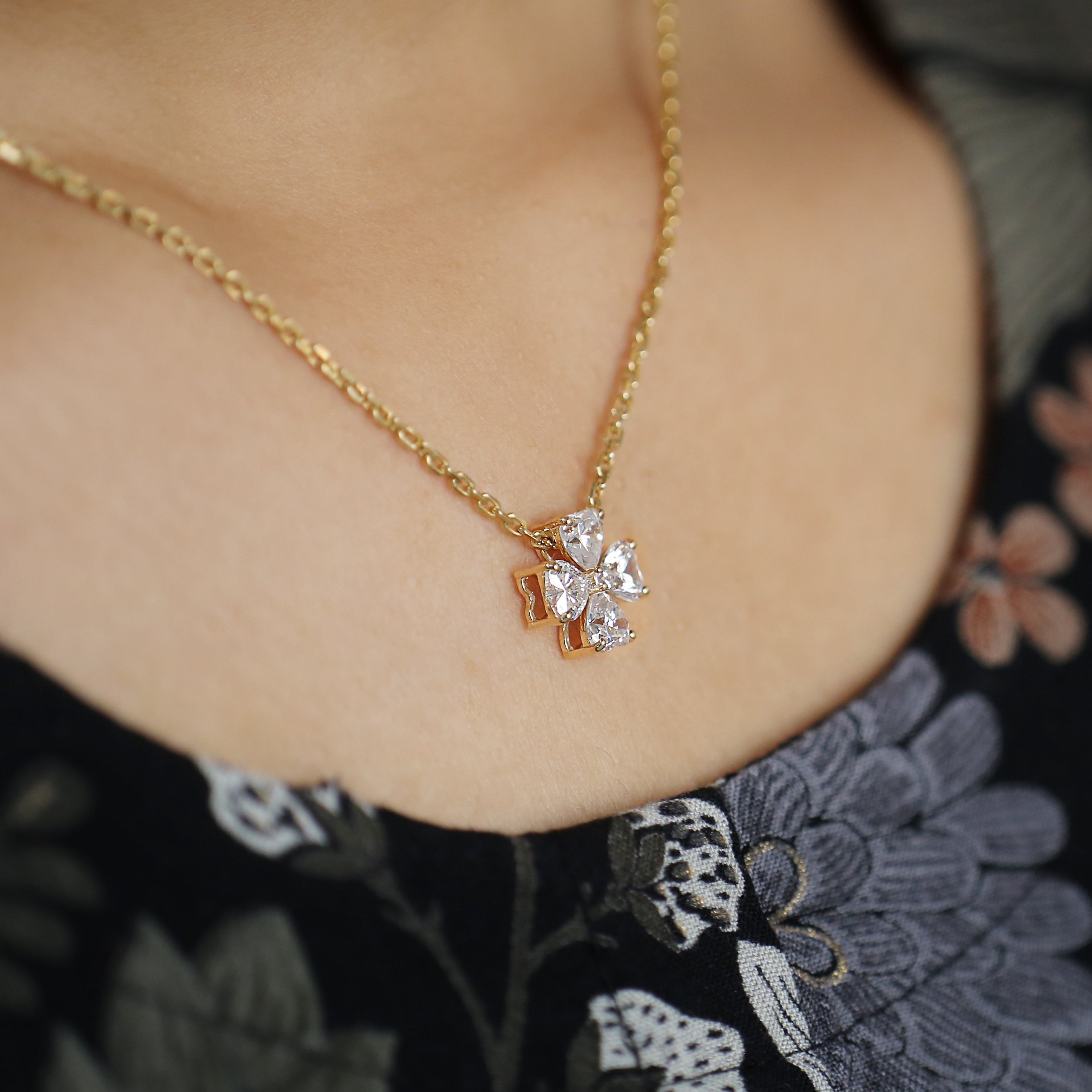 Heart Cut CZ Diamond Simulant Pendant Yellow Silver handmade jewelry Necklace Round Shape prong basket set Necklace With Chain FD463