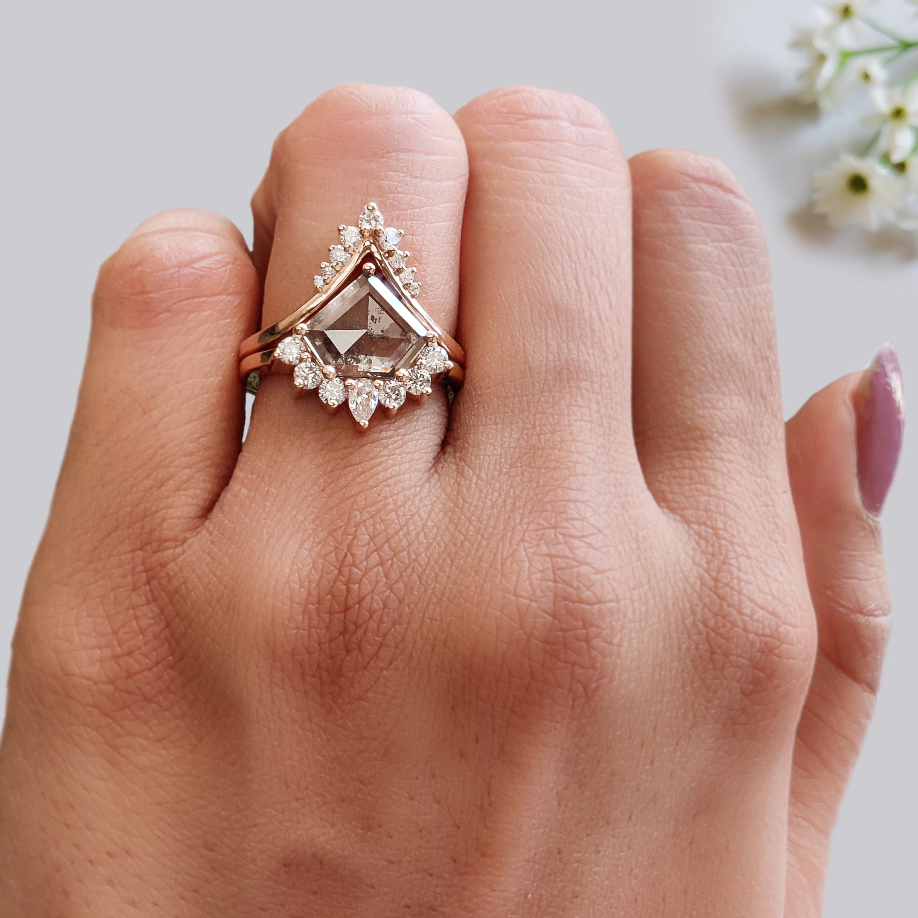 1.84 CT Shield Lab Grown Diamond Ring Shield Fancy Black Grey Salt And Pepper Diamond Ring Engagement Ring Bridal Wedding Ring Set KDL3515