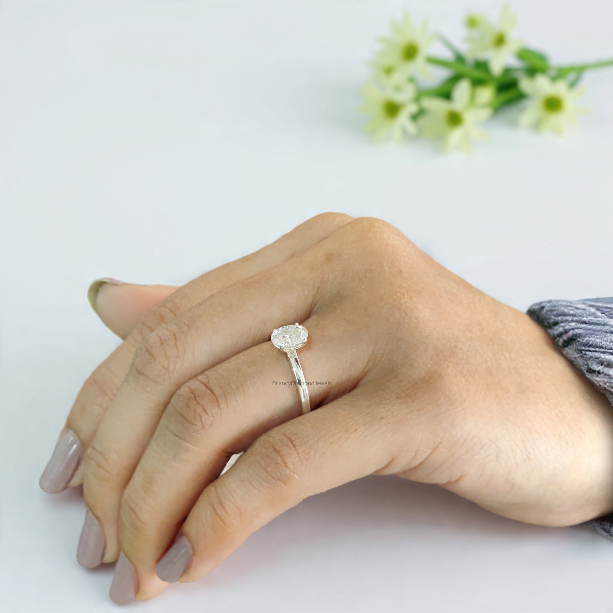 Beautiful Oval Shape Moissanite Ring White Gold 10k/14k/18k 1.00 CT Oval Cut Ring Oval Wedding Engagement Ring Oval Colorless Ring FD19