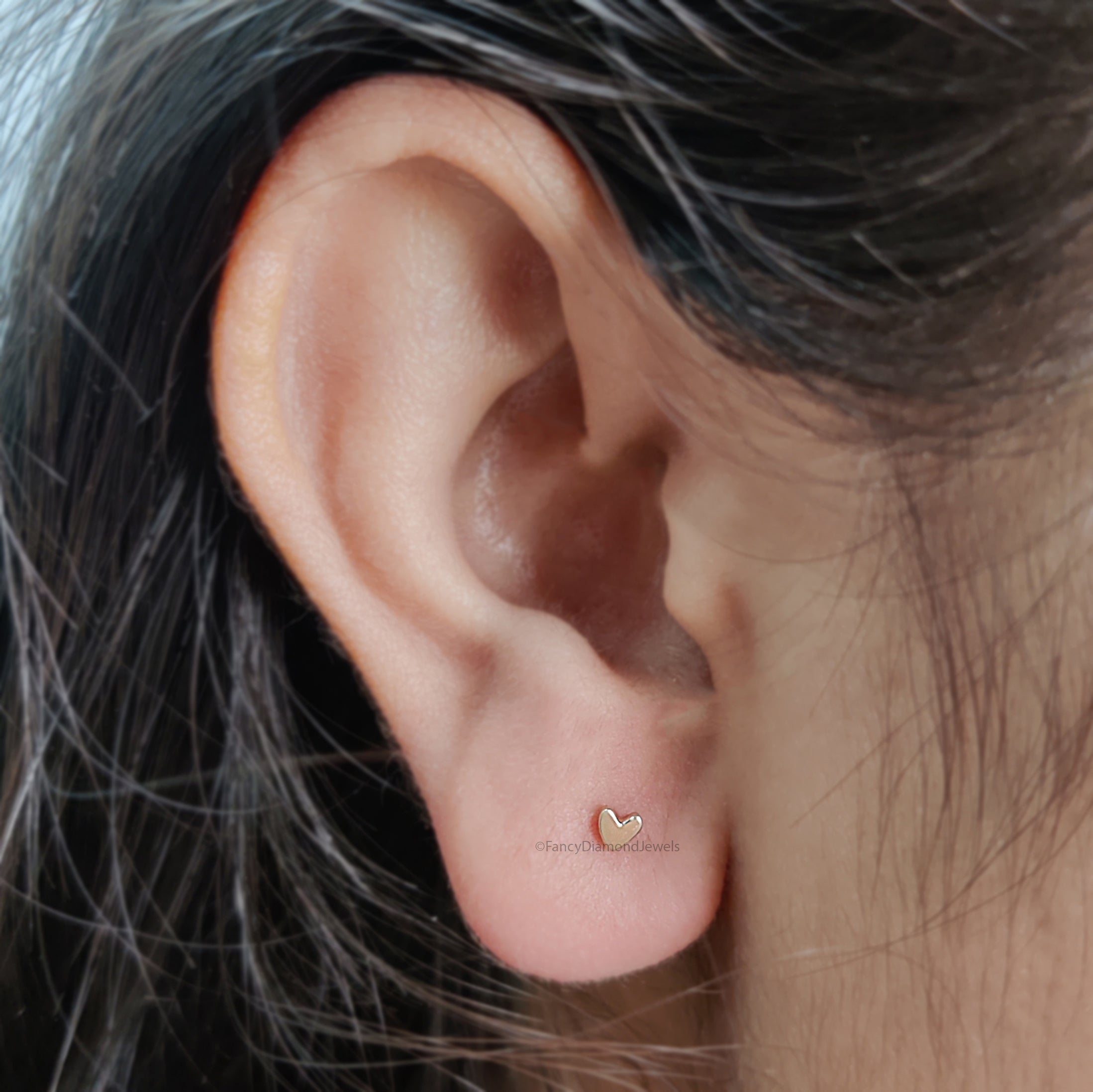 Heart Internally Threaded Labret tragus stud conch earrings Silver Yellow Gold Cuff cartilage helix stud flat back labret stud FD507