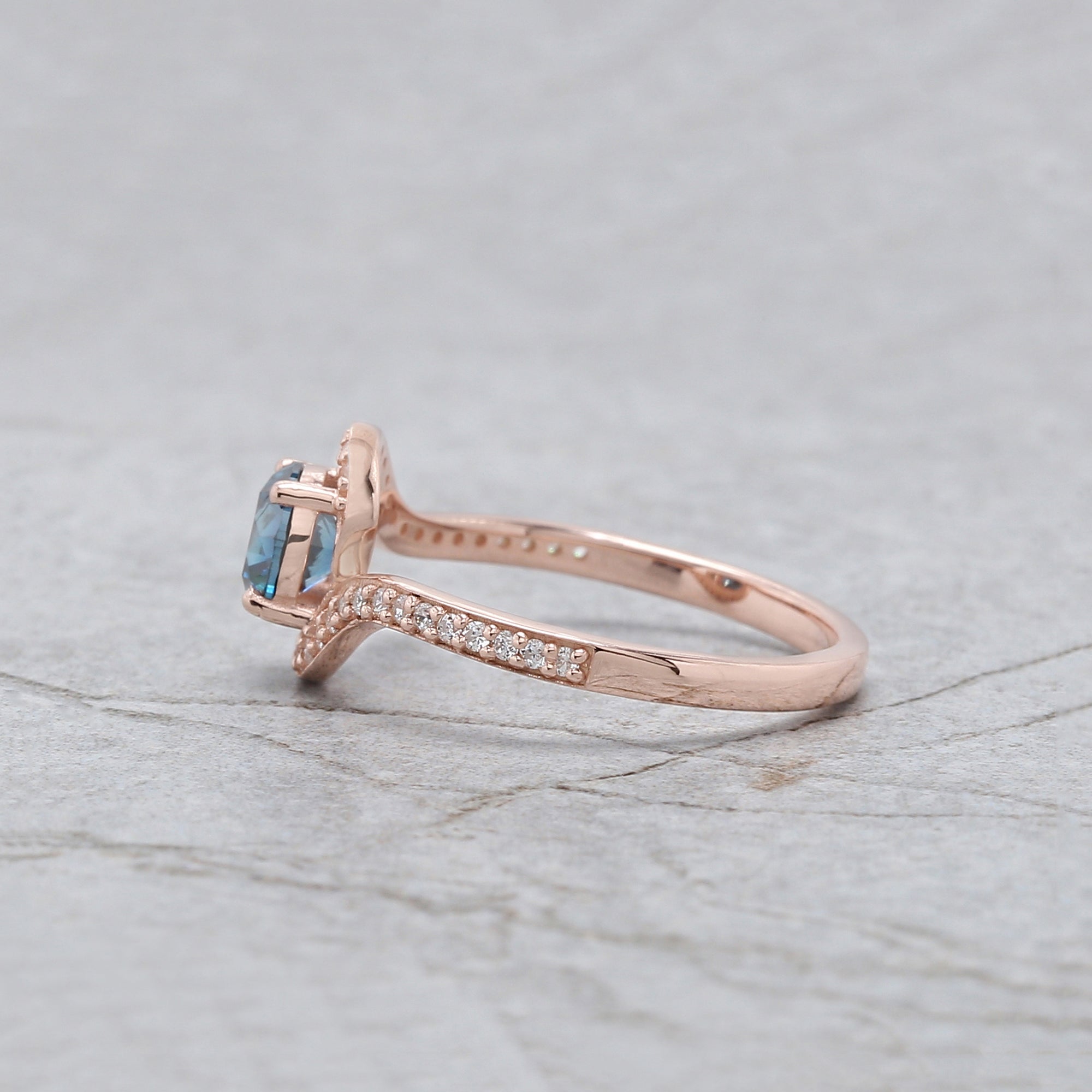 Round Cut Blue Color Diamond Ring 0.70 Ct 5.38 MM Round Shape Diamond Ring 14K Rose Gold Silver Round Engagement Ring Gift For Her QL2043